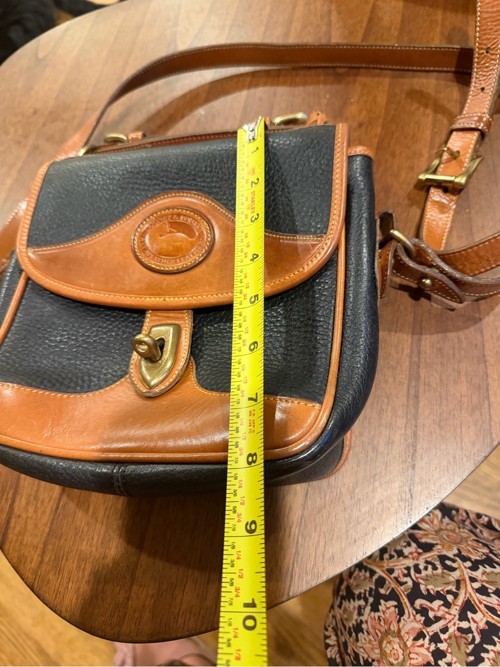 Vintage Dooney & Bourke Black and Brown Pebbled Leather Crossbody - Picture 11 of 11